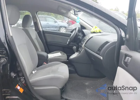 2010 Nissan Sentra 2.0 z USA, uszkodzony, nr VIN 3N1AB6AP4AL606728